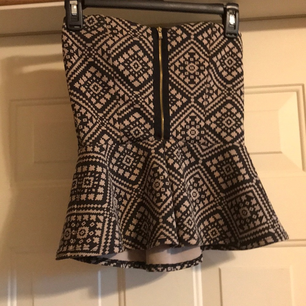 Strapless bandeau top